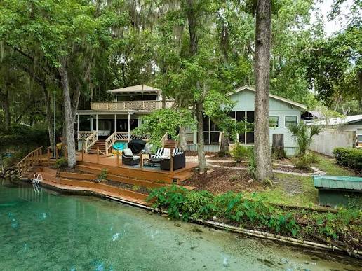 complimentary kayaks